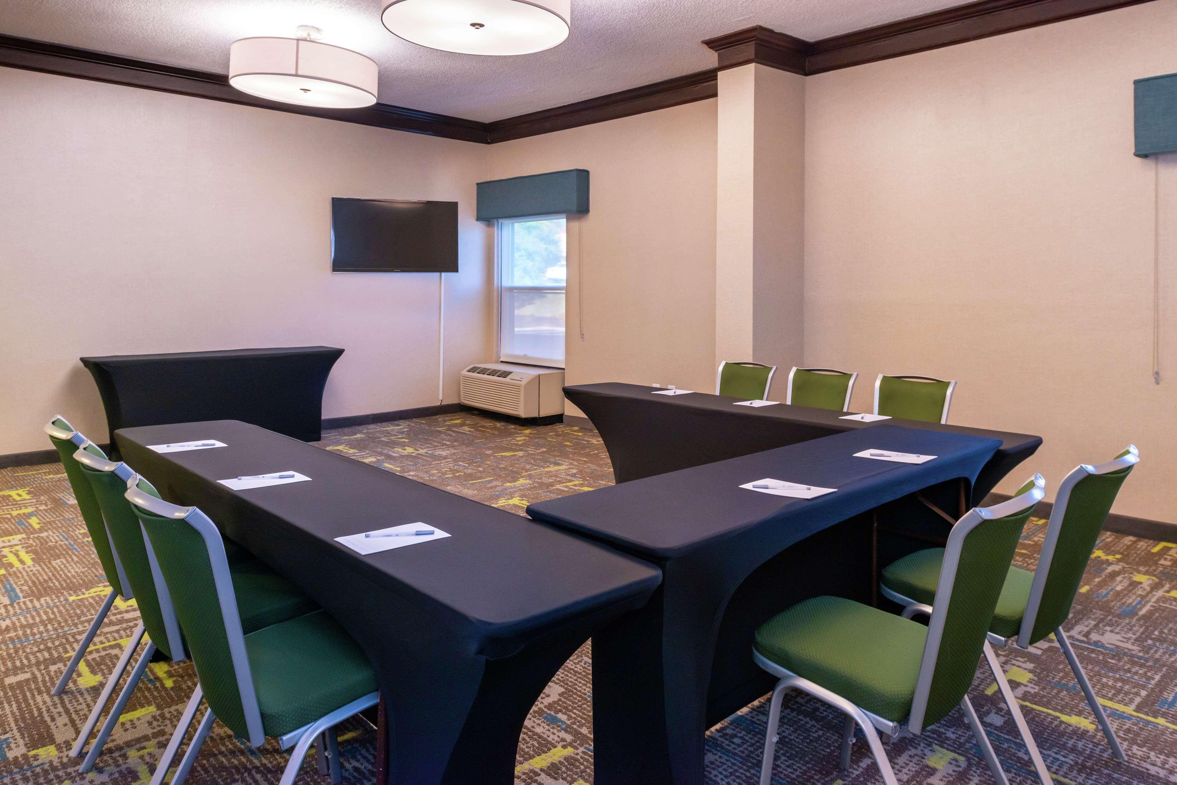 Hampton Inn Greensboro Airport Zewnętrze zdjęcie