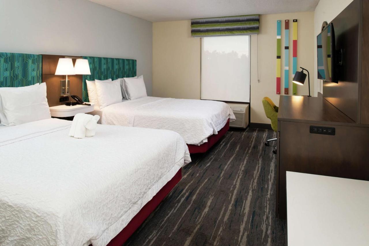 Hampton Inn Greensboro Airport Zewnętrze zdjęcie