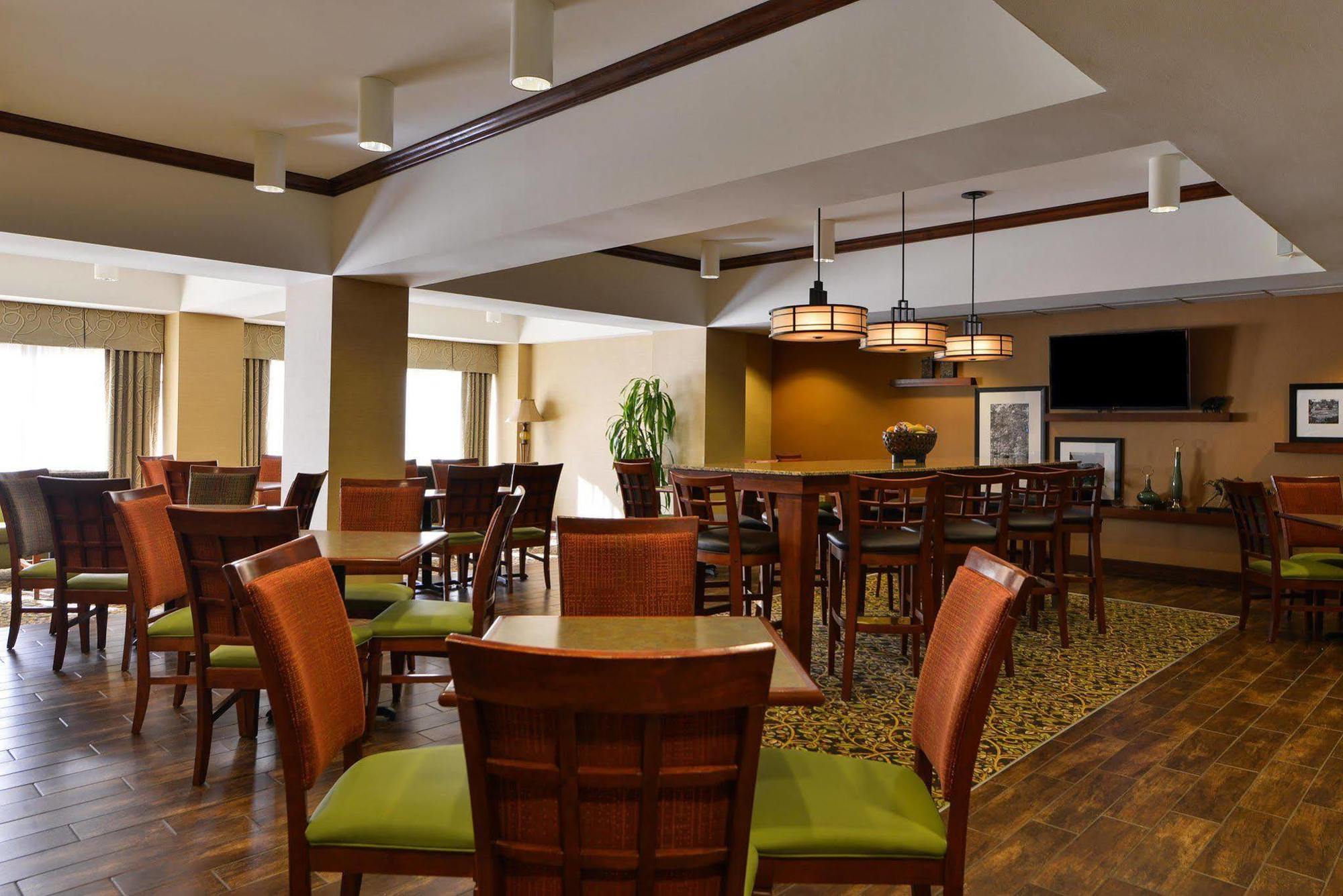 Hampton Inn Greensboro Airport Zewnętrze zdjęcie